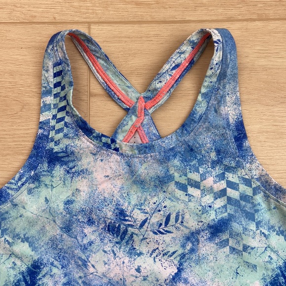 Ivivva tank top racerback laser cut vented lace edging size 10 - Picture 2 of 8